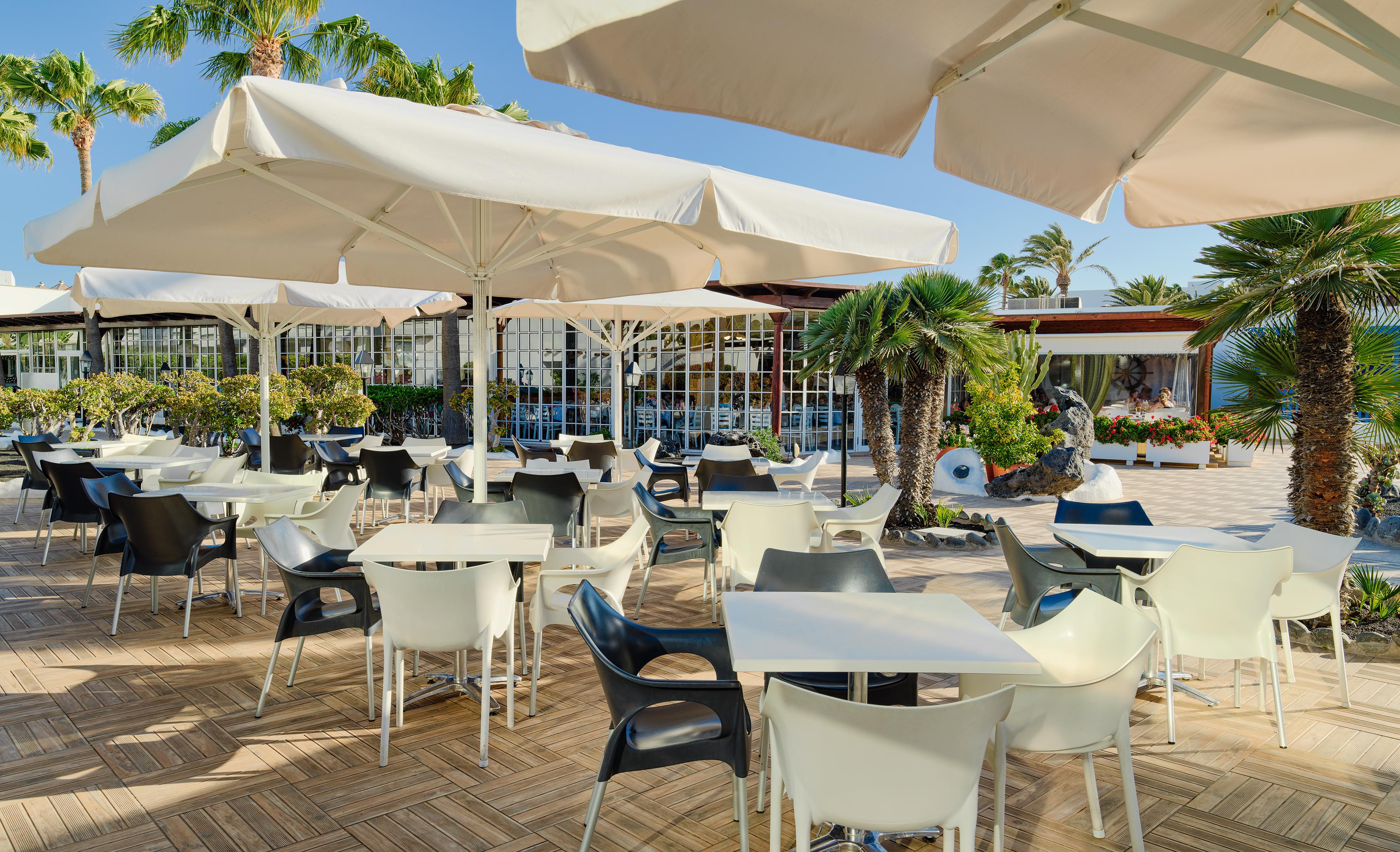 H10 Suites Lanzarote Gardens Costa Teguise Exterior foto