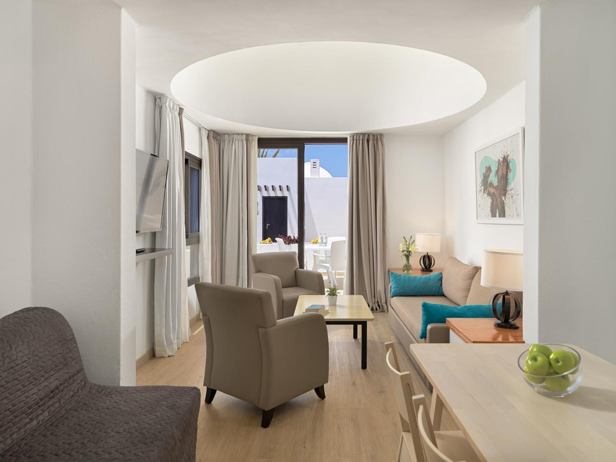 H10 Suites Lanzarote Gardens Costa Teguise Exterior foto
